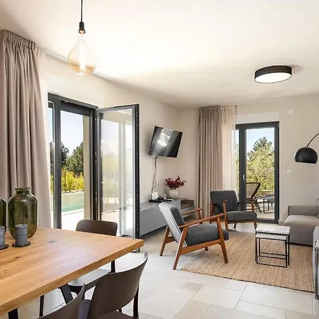 بيت للعطل Zora Tar-Vabriga